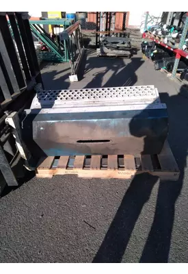 KENWORTH W900 Battery Box