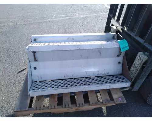 KENWORTH W900 Battery Box