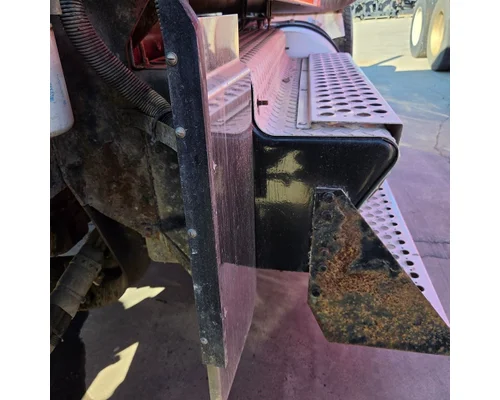 KENWORTH W900 Battery Box