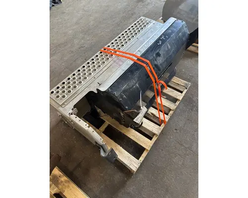 KENWORTH W900 Battery Box