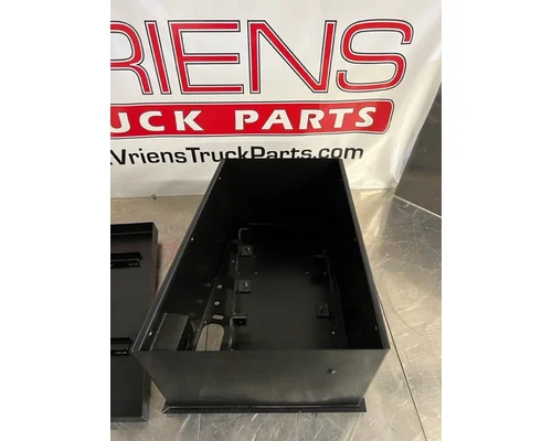 KENWORTH W900 Battery Box