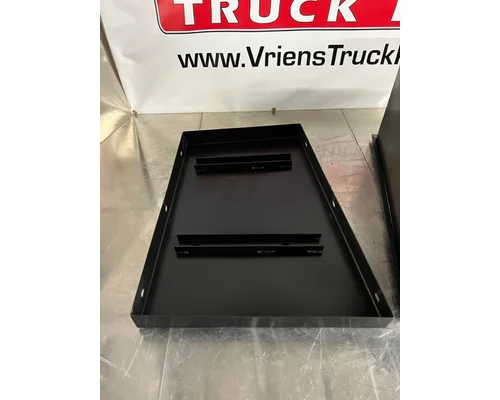 KENWORTH W900 Battery Box