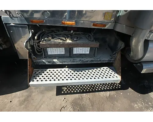 KENWORTH W900 Battery Tray
