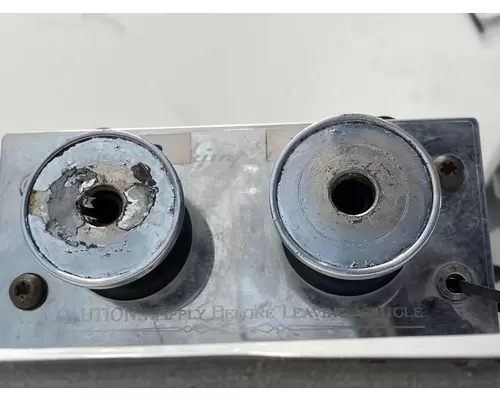 KENWORTH W900 Brake Proportioning Valve