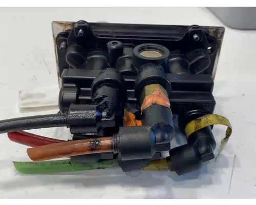 KENWORTH W900 Brake Proportioning Valve