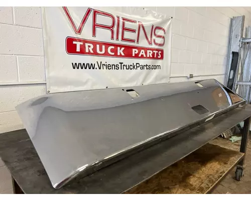 KENWORTH W900 Bumper Assembly, Front