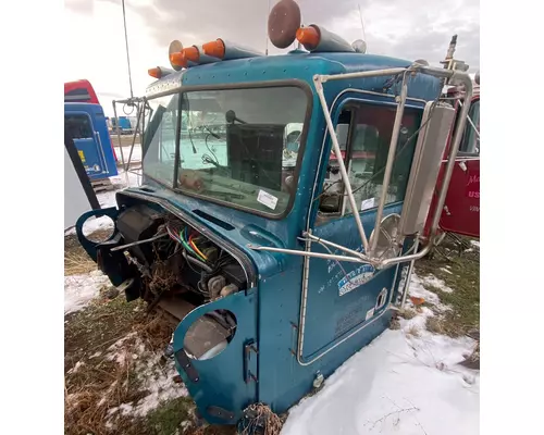 KENWORTH W900 CAB