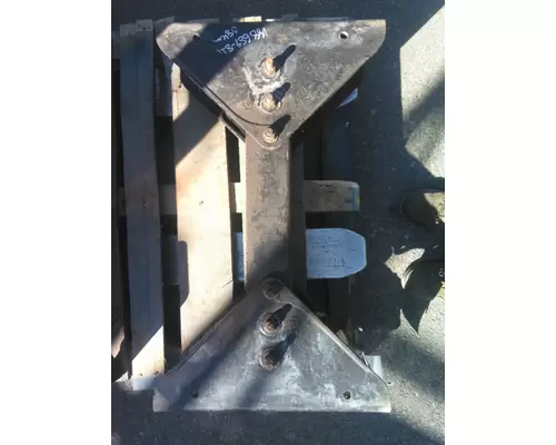 KENWORTH W900 CROSSMEMBER