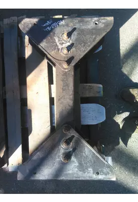 KENWORTH W900 CROSSMEMBER