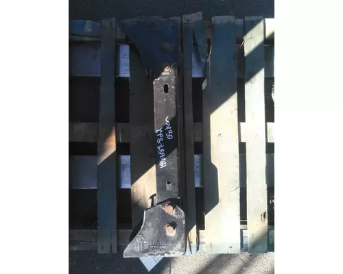 KENWORTH W900 CROSSMEMBER