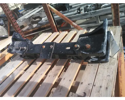 KENWORTH W900 CROSSMEMBER