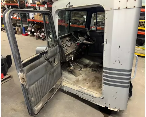 KENWORTH W900 Cab Assembly