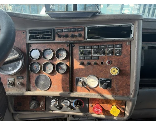 KENWORTH W900 Cab