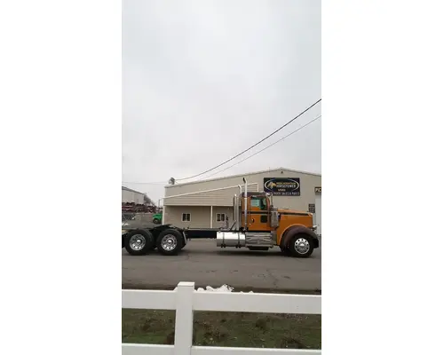 KENWORTH W900 Complete Vehicle
