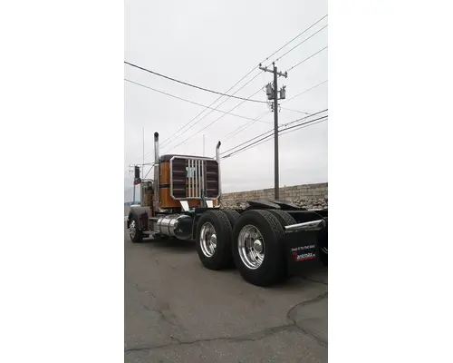 KENWORTH W900 Complete Vehicle