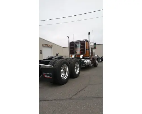 KENWORTH W900 Complete Vehicle