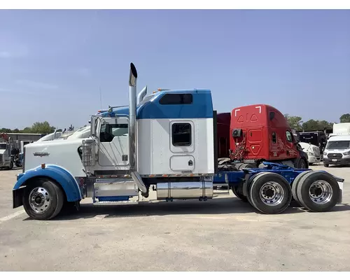 KENWORTH W900 Complete Vehicle