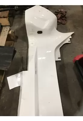 KENWORTH W900 Cowl