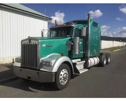 KENWORTH W900 DISMANTLED TRUCK