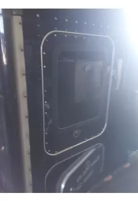 KENWORTH W900 DOOR, COMPARTMENT
