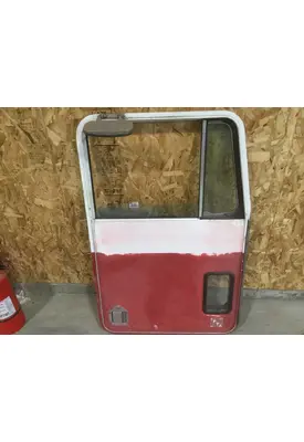 KENWORTH W900 DOOR-FRONT