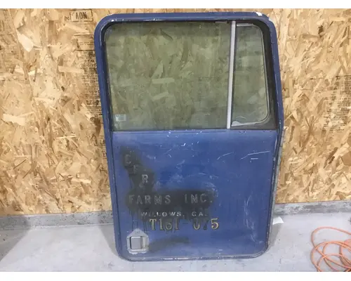 KENWORTH W900 DOOR-FRONT