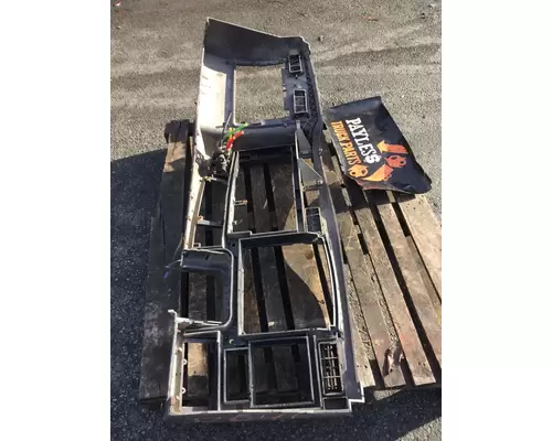 KENWORTH W900 Dash Assembly