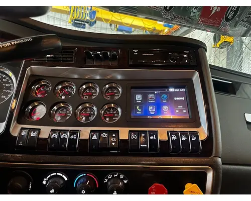 KENWORTH W900 Dash Assembly