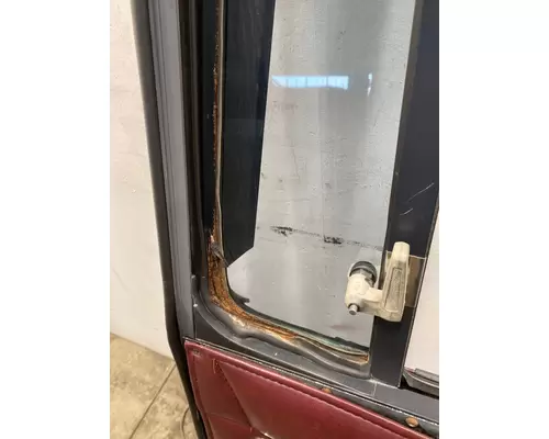 KENWORTH W900 Door Assembly, Front