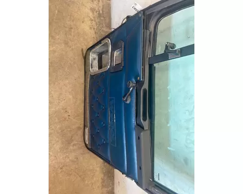 KENWORTH W900 Door Assembly, Front