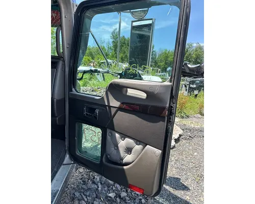 KENWORTH W900 Door Assembly, Front