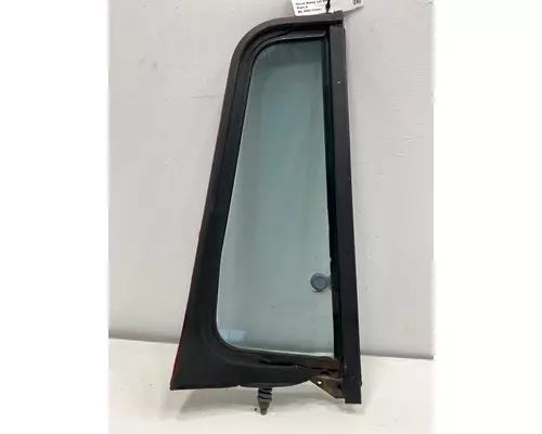 KENWORTH W900 Door Vent Glass