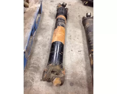 KENWORTH W900 Drive Shaft, Rear