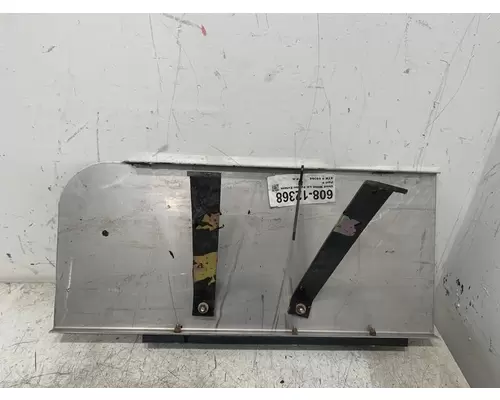 KENWORTH W900 Fender Extension