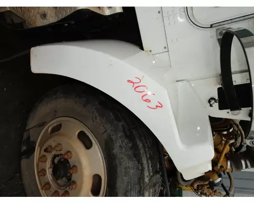 KENWORTH W900 Fender Extension