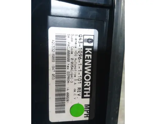 KENWORTH W900 GAUGE CLUSTER