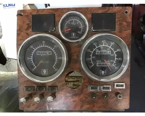 KENWORTH W900 GAUGE CLUSTER