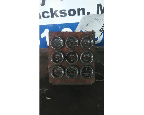KENWORTH W900 GAUGE CLUSTER