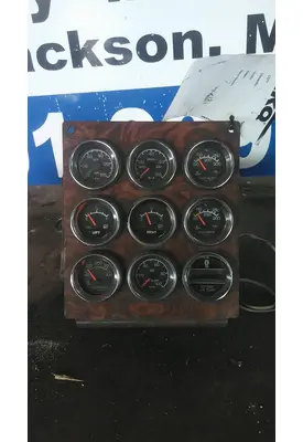 KENWORTH W900 GAUGE CLUSTER