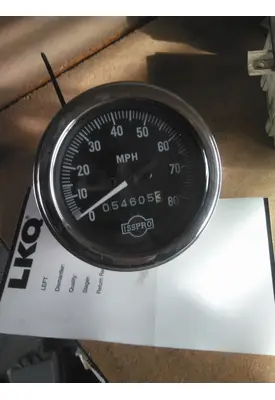 KENWORTH W900 GAUGE SPEEDOMETER