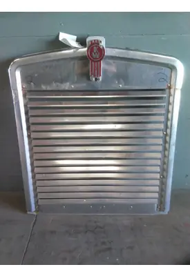 KENWORTH W900 GRILLE