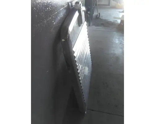 KENWORTH W900 GRILLE