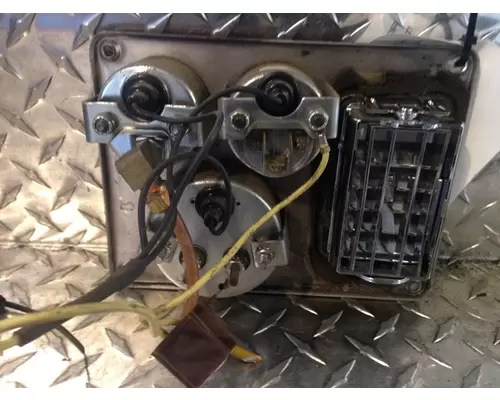 KENWORTH W900 Gauges (all)