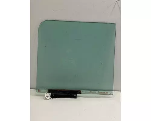 KENWORTH W900 Glass