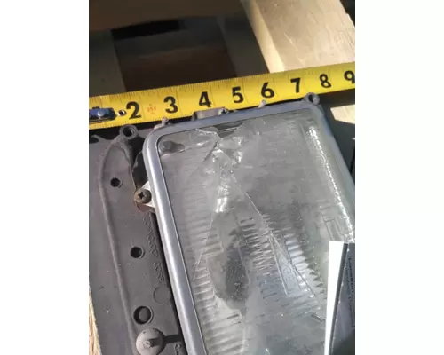 KENWORTH W900 HEADLAMP ASSEMBLY
