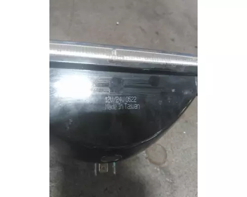 KENWORTH W900 HEADLAMP ASSEMBLY