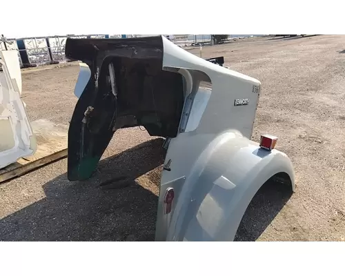 KENWORTH W900 HOOD