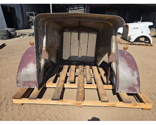 KENWORTH W900 Hood