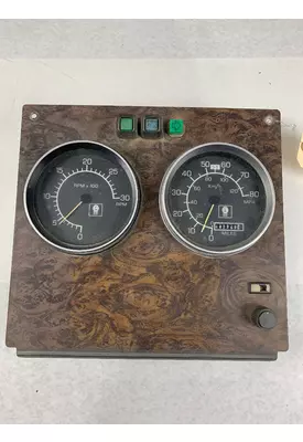 KENWORTH W900 Instrument Cluster