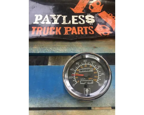 KENWORTH W900 Instrument Cluster